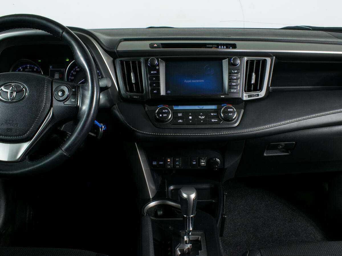 Купить Toyota RAV4 с пробегом. Фото: #9