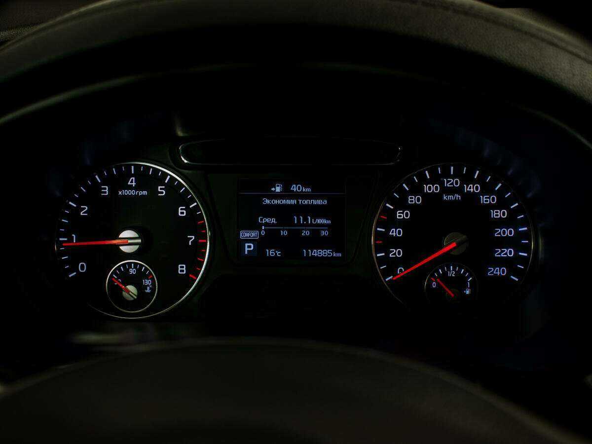 Купить Kia Sorento с пробегом. Фото: #9