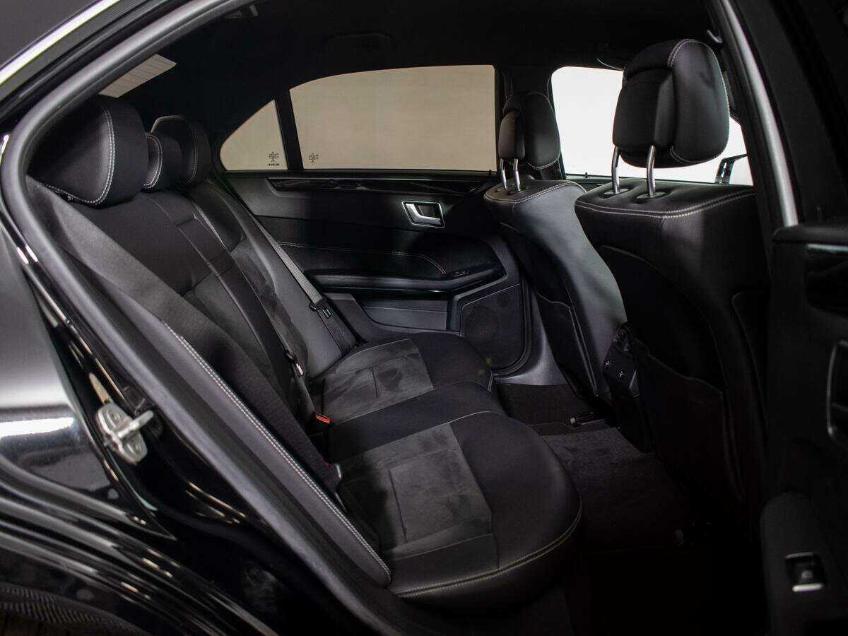 Купить Mercedes-Benz E-Класс с пробегом. Фото: #9