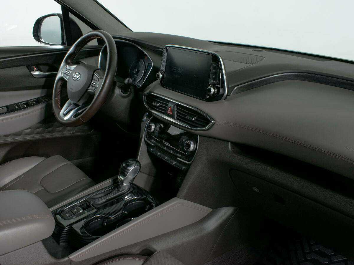 Купить Hyundai Santa Fe с пробегом. Фото: #9