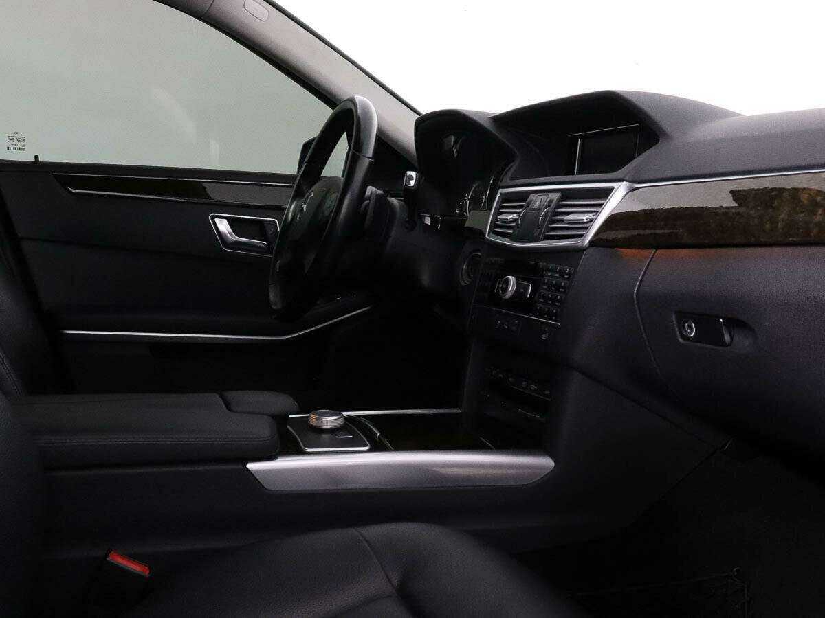 Купить Mercedes-Benz E-Класс с пробегом. Фото: #5