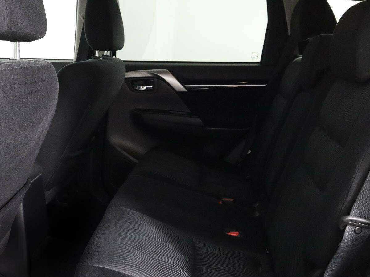Купить Mitsubishi Pajero Sport с пробегом. Фото: #7