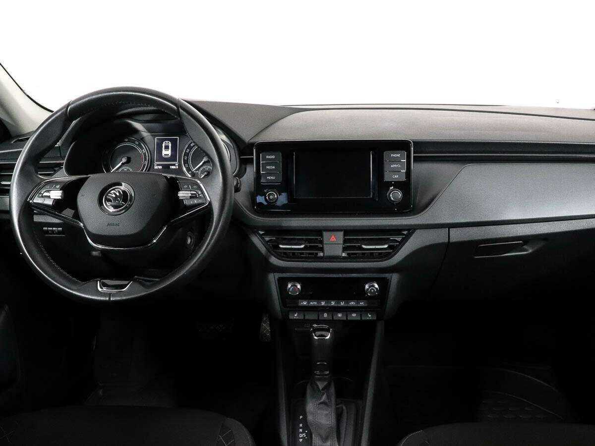 Купить Skoda Rapid с пробегом. Фото: #6