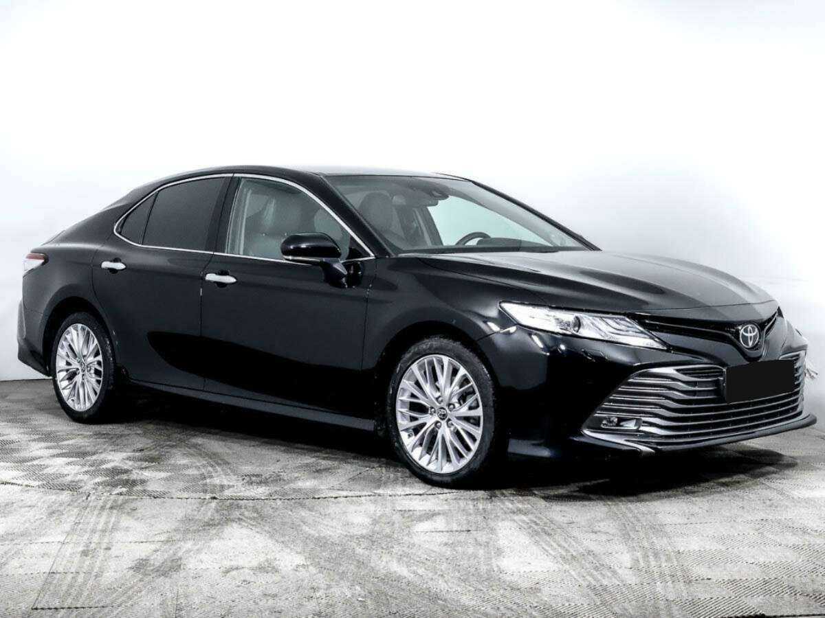 Купить Toyota Camry с пробегом. Фото: #2