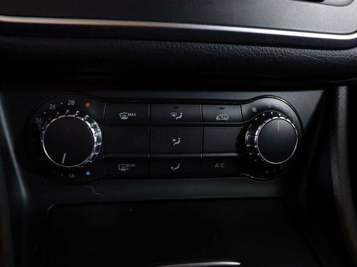 Купить Mercedes-Benz A-Класс с пробегом. Фото: #18