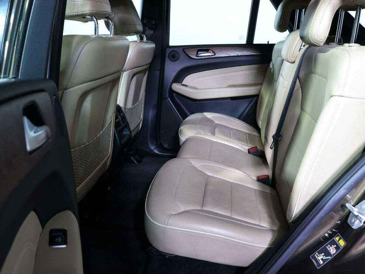 Купить Mercedes-Benz M-Класс с пробегом. Фото: #7