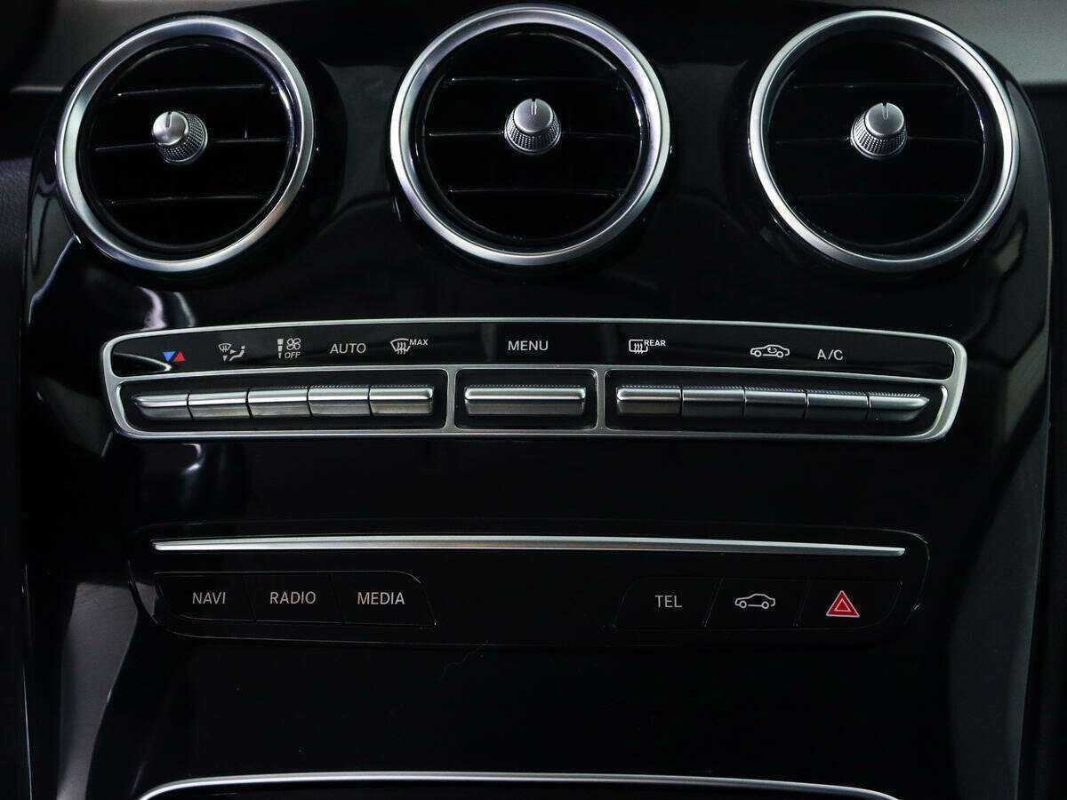 Купить Mercedes-Benz C-Класс с пробегом. Фото: #17