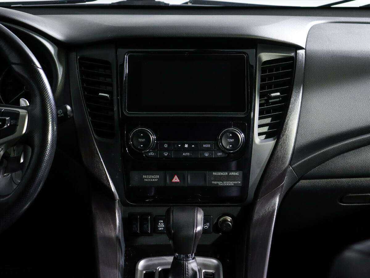 Купить Mitsubishi Pajero Sport с пробегом. Фото: #10
