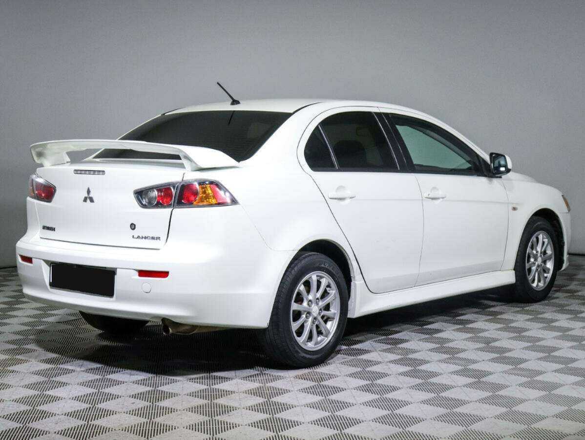 Купить Mitsubishi Lancer с пробегом. Фото: #4