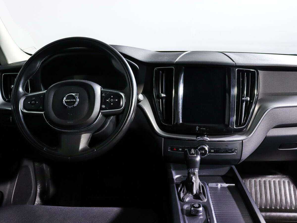 Купить Volvo XC60 с пробегом. Фото: #11