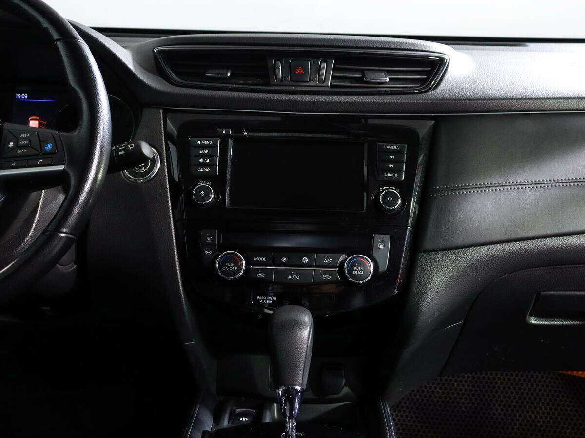 Купить Nissan X-Trail с пробегом. Фото: #10