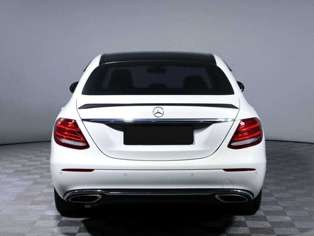 Купить Mercedes-Benz E-Класс с пробегом. Фото: #5