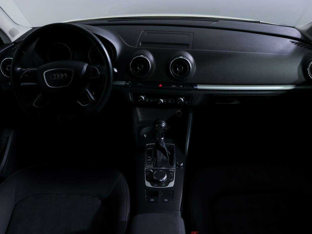 Купить Audi A3 с пробегом. Фото: #8