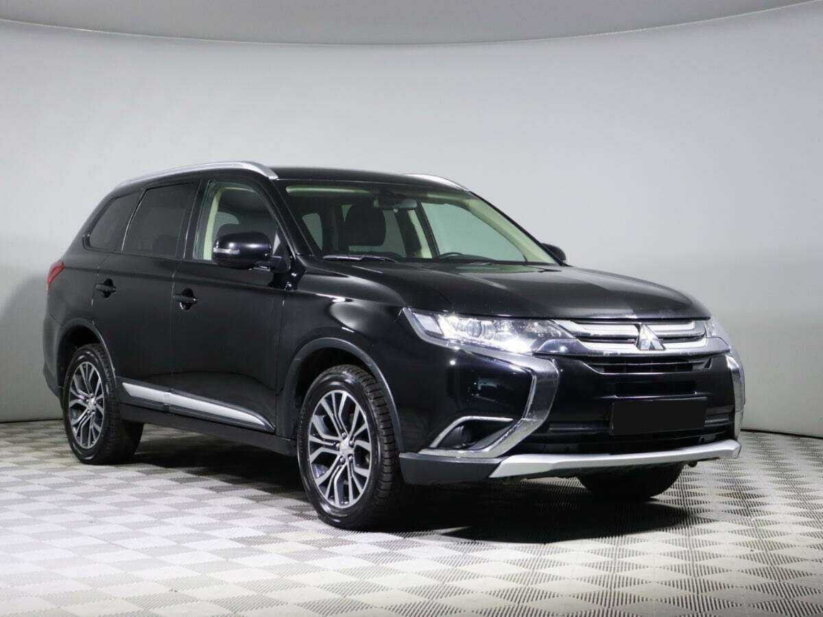 Купить Mitsubishi Outlander с пробегом. Фото: #2