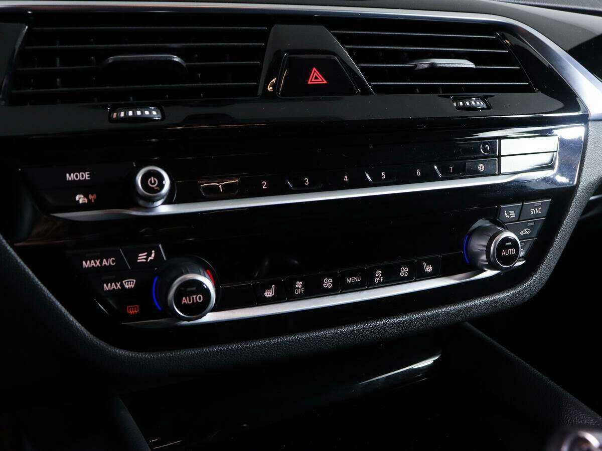 Купить BMW 5 серии с пробегом. Фото: #17