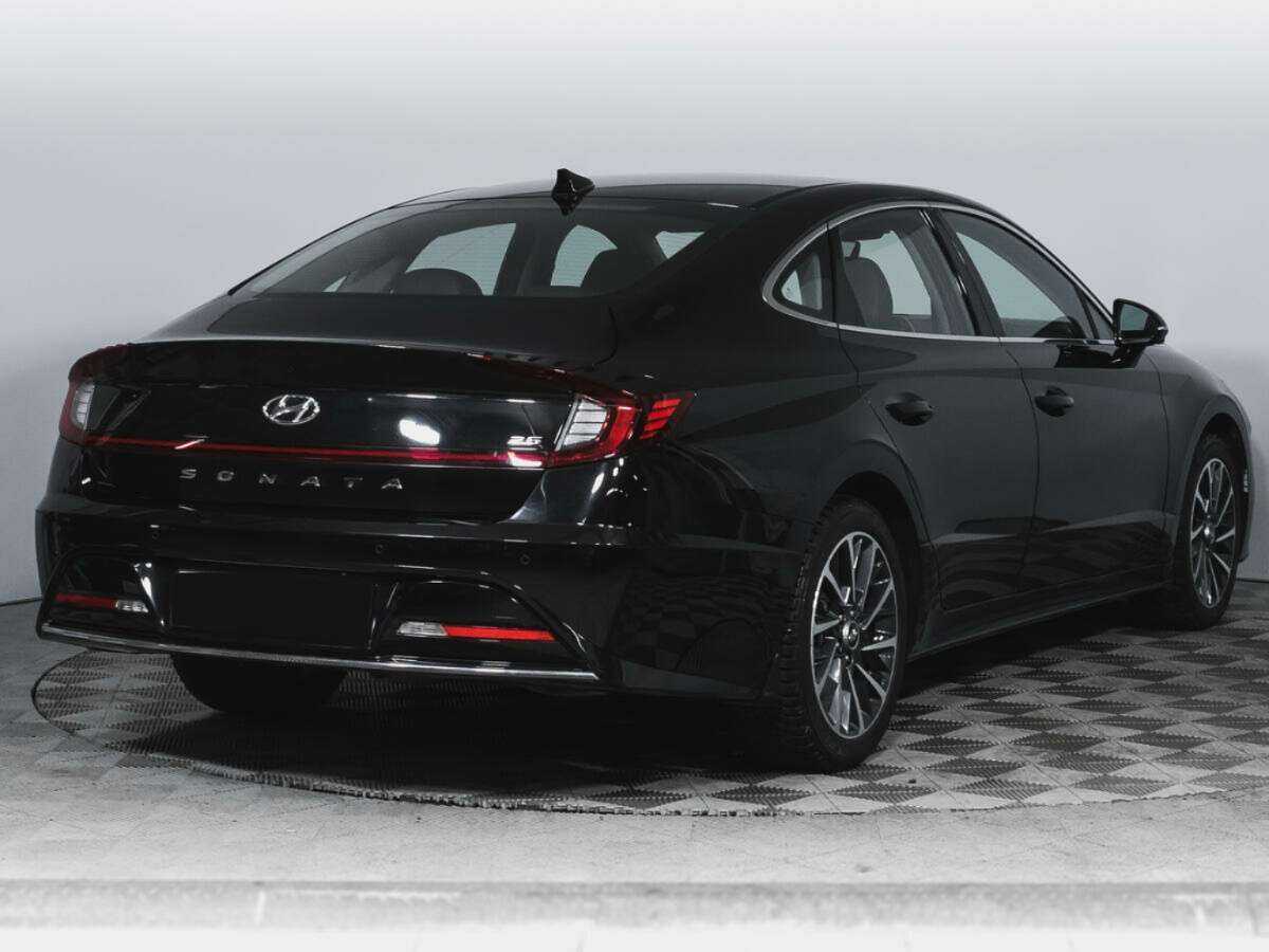 Купить Hyundai Sonata с пробегом. Фото: #4