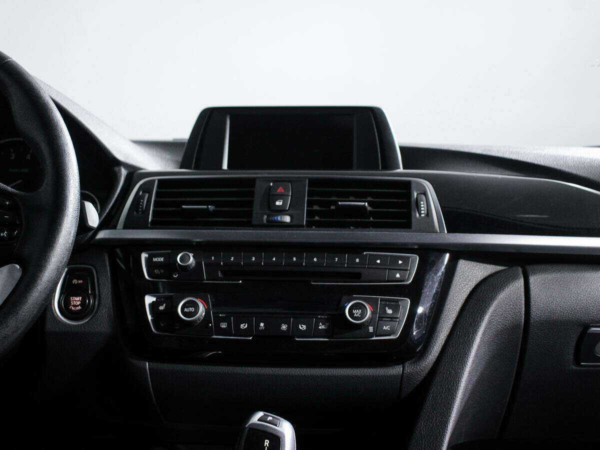 Купить BMW 3 серии с пробегом. Фото: #11