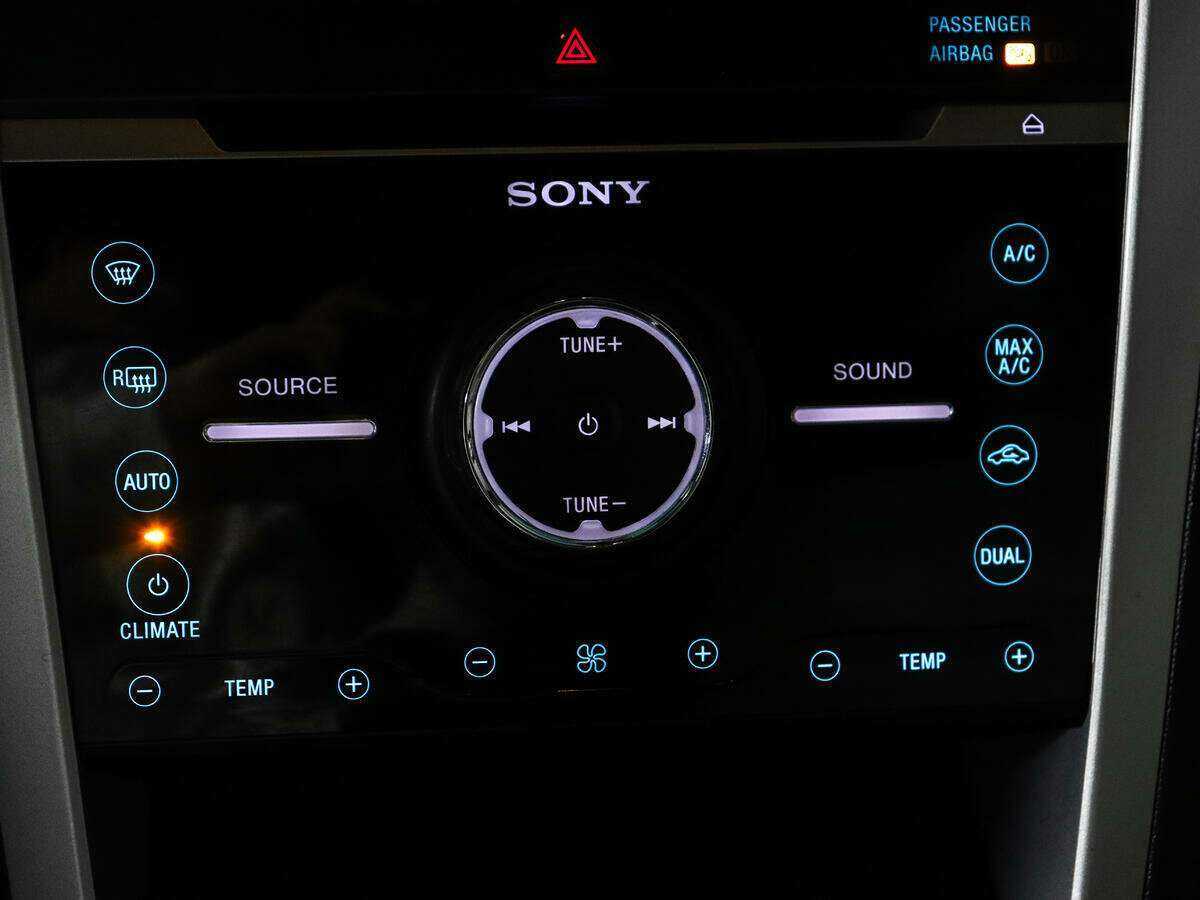 Купить Ford Explorer с пробегом. Фото: #15