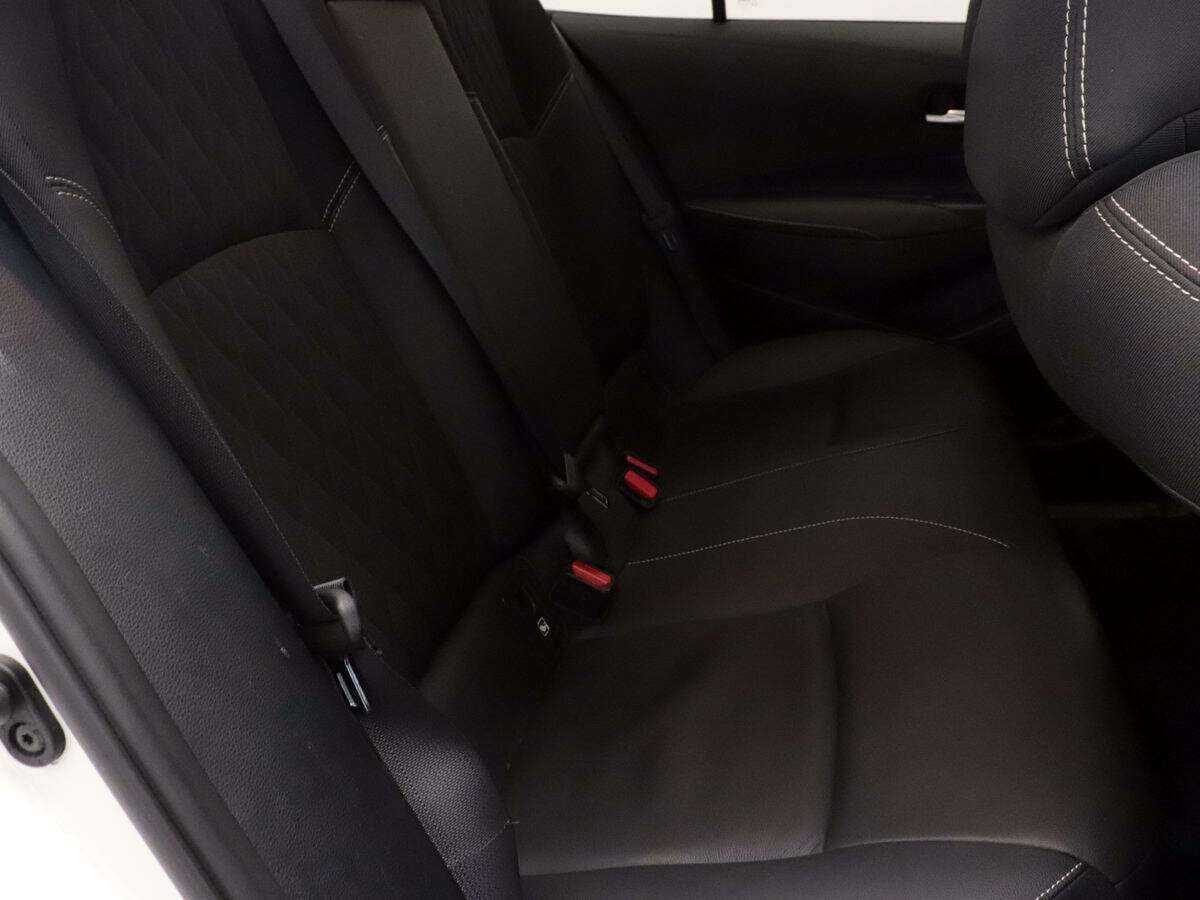 Купить Toyota Corolla с пробегом. Фото: #7