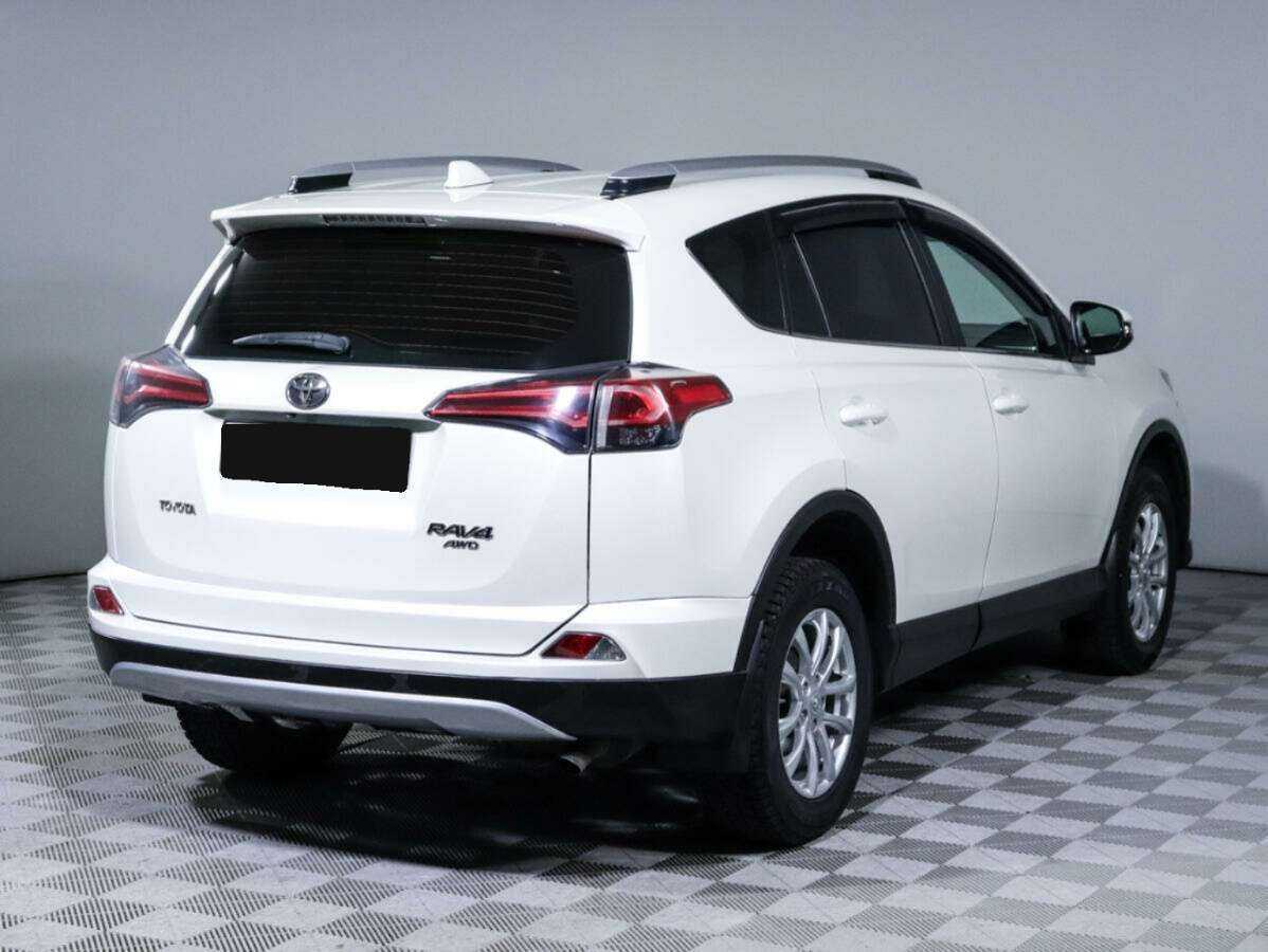Купить Toyota RAV4 с пробегом. Фото: #4