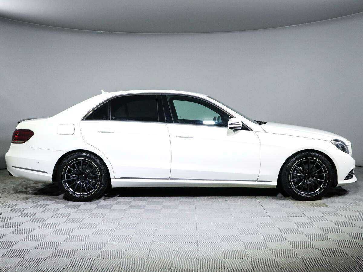 Купить Mercedes-Benz E-Класс с пробегом. Фото: #3