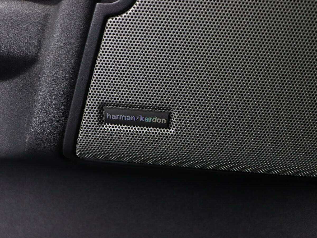 Купить Land Rover Discovery с пробегом. Фото: #18