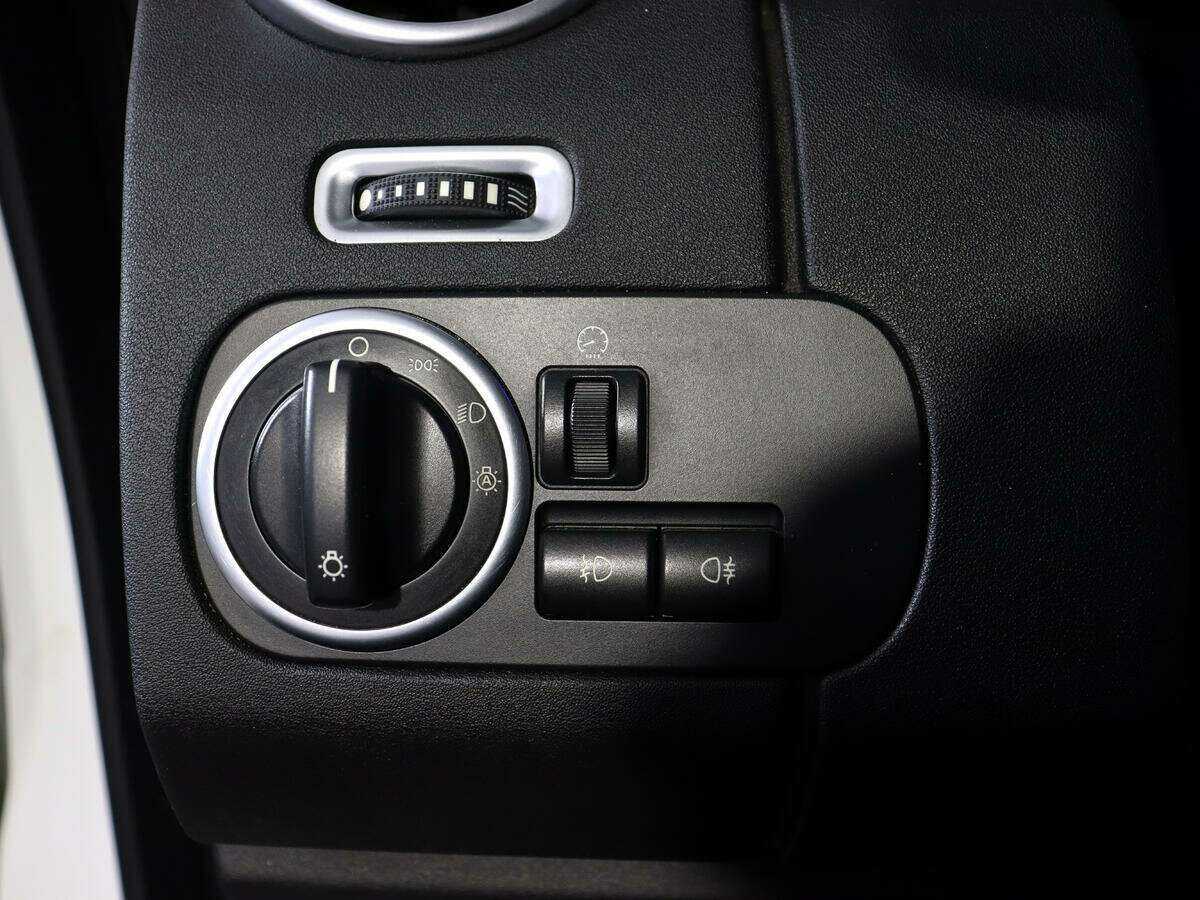 Купить Land Rover Discovery с пробегом. Фото: #19