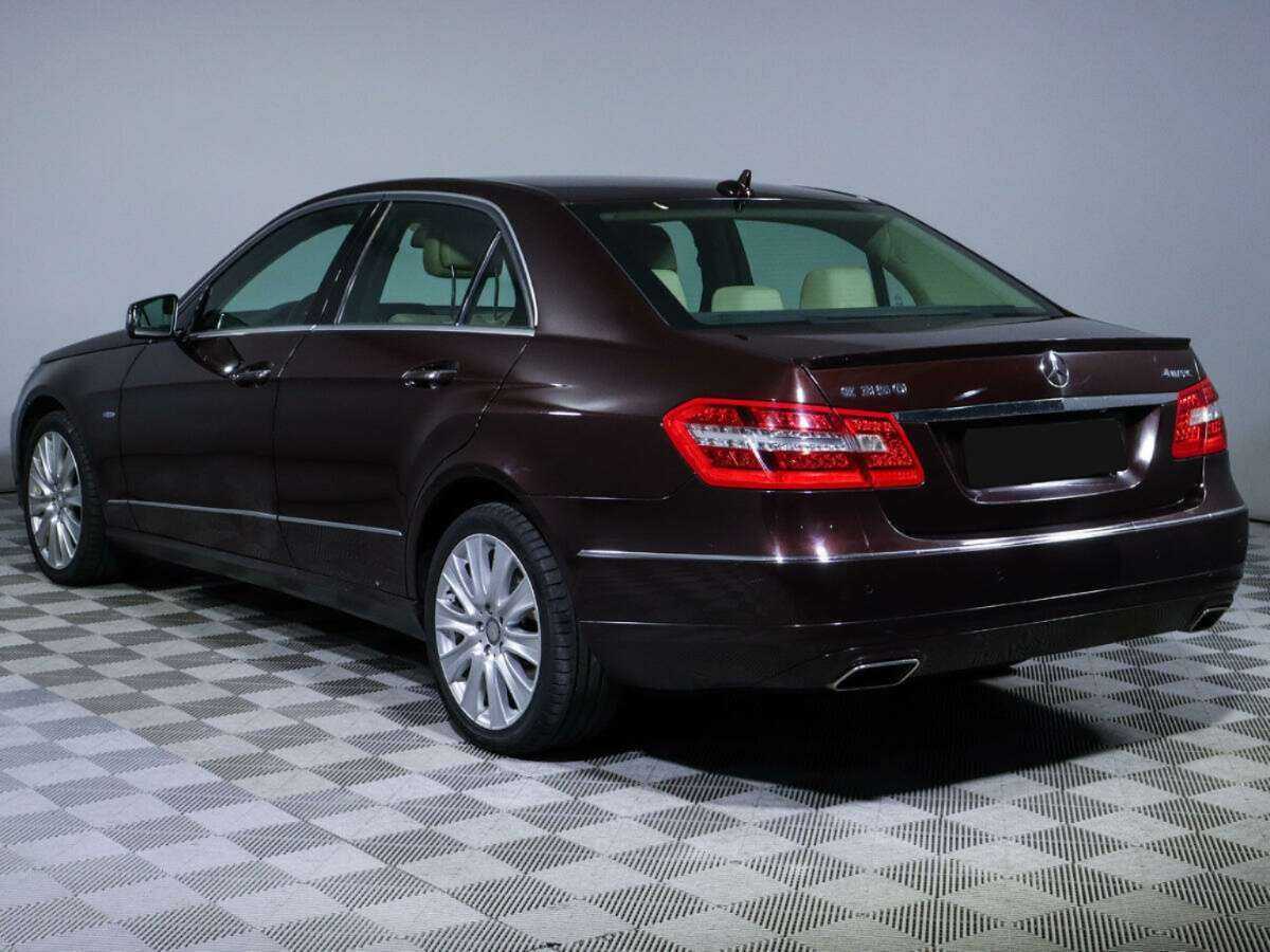 Купить Mercedes-Benz E-Класс с пробегом. Фото: #5