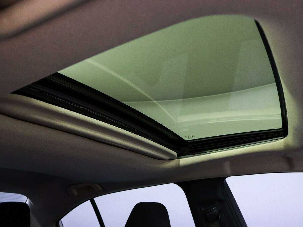 Купить Toyota Corolla с пробегом. Фото: #11