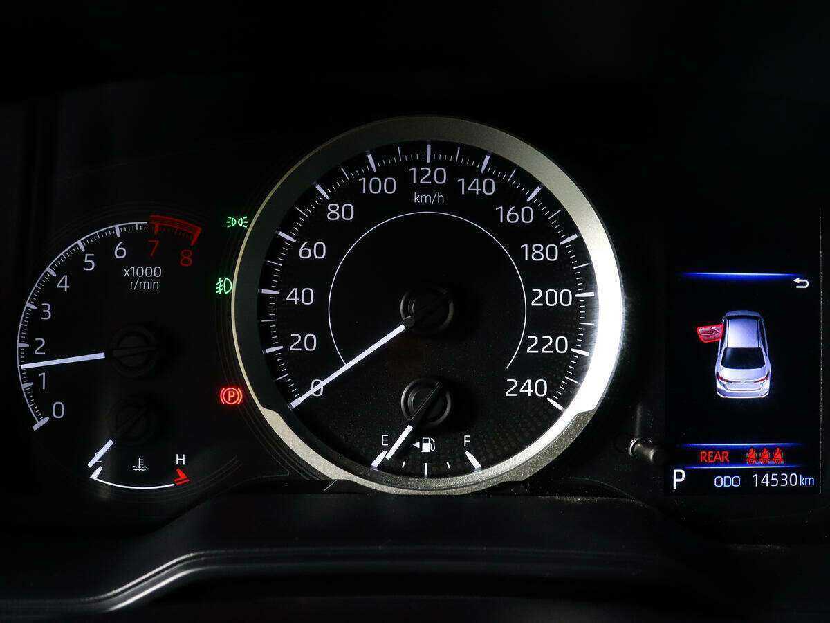 Купить Toyota Corolla с пробегом. Фото: #15