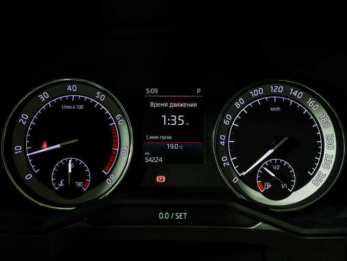 Купить Skoda Superb с пробегом. Фото: #9