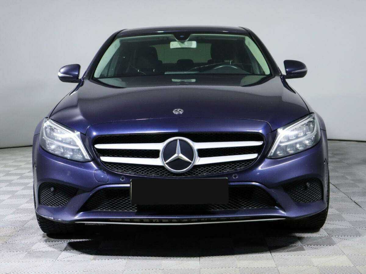 Купить Mercedes-Benz C-Класс с пробегом. Фото: #1