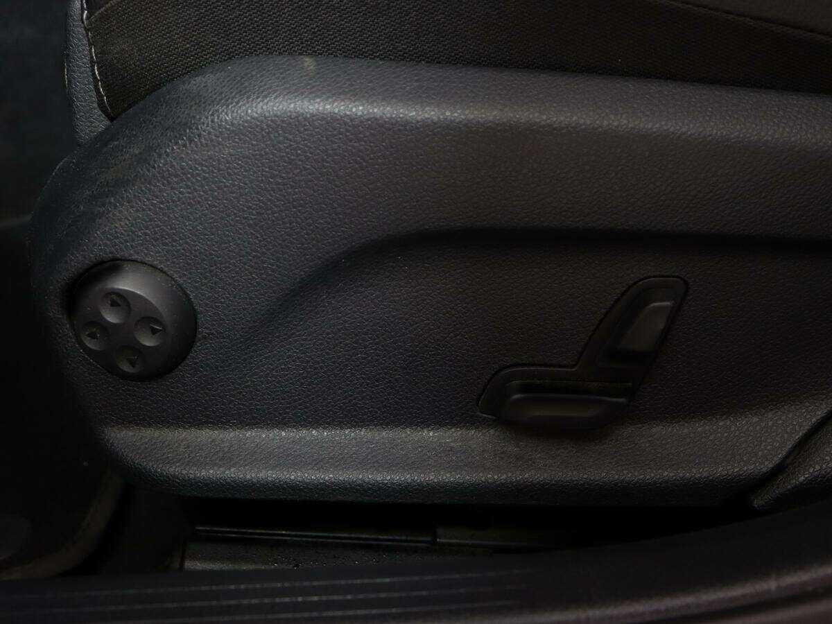 Купить Mercedes-Benz C-Класс с пробегом. Фото: #13