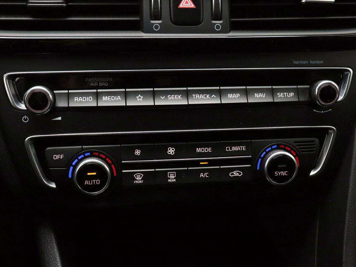 Купить Kia Optima с пробегом. Фото: #14