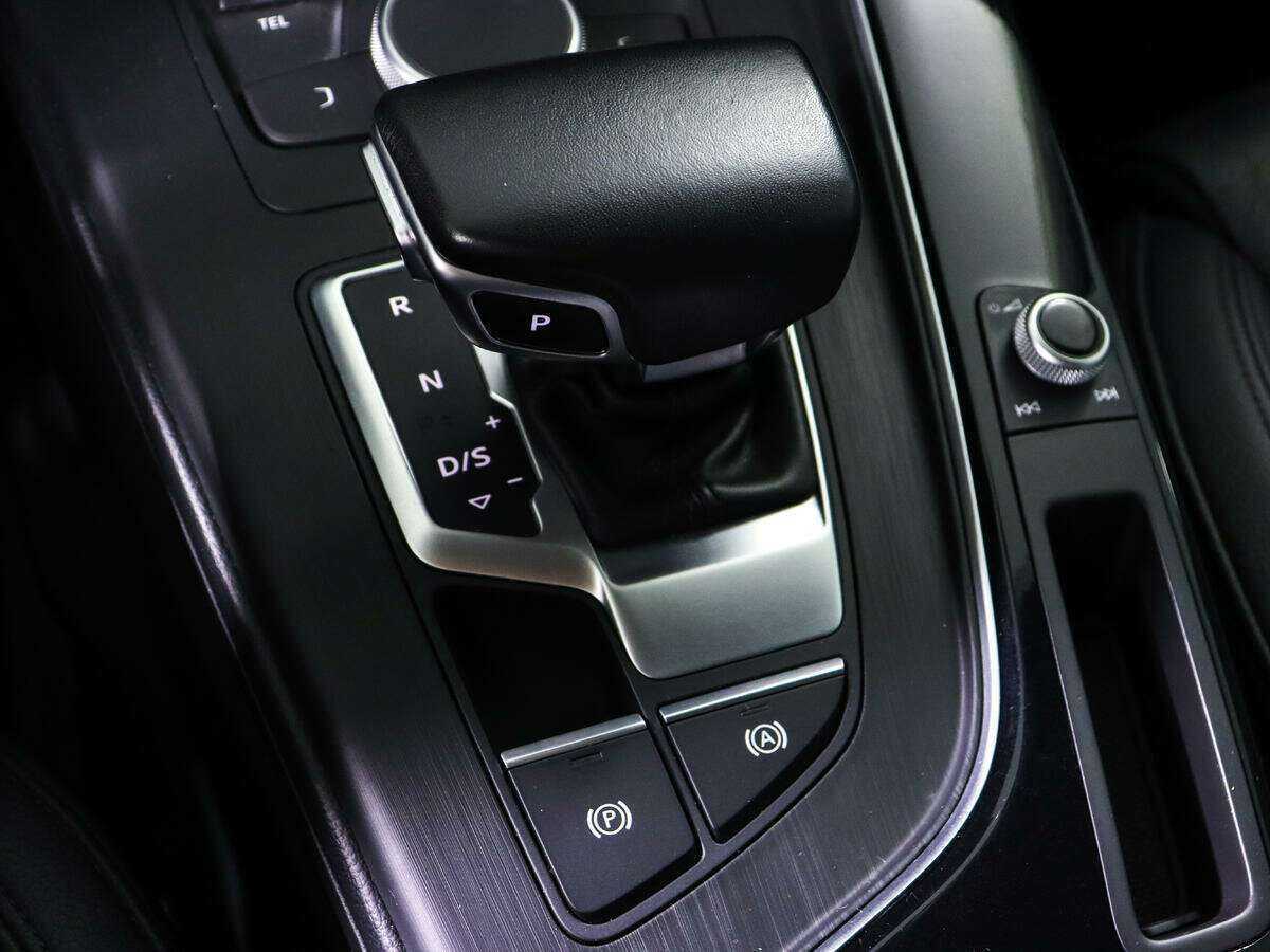 Купить Audi A4 с пробегом. Фото: #18