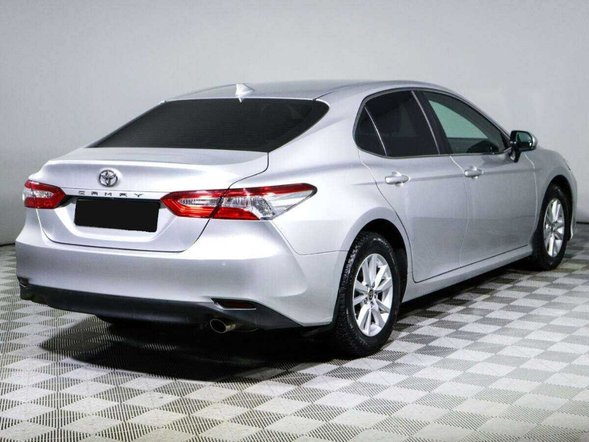 Купить Toyota Camry с пробегом. Фото: #4