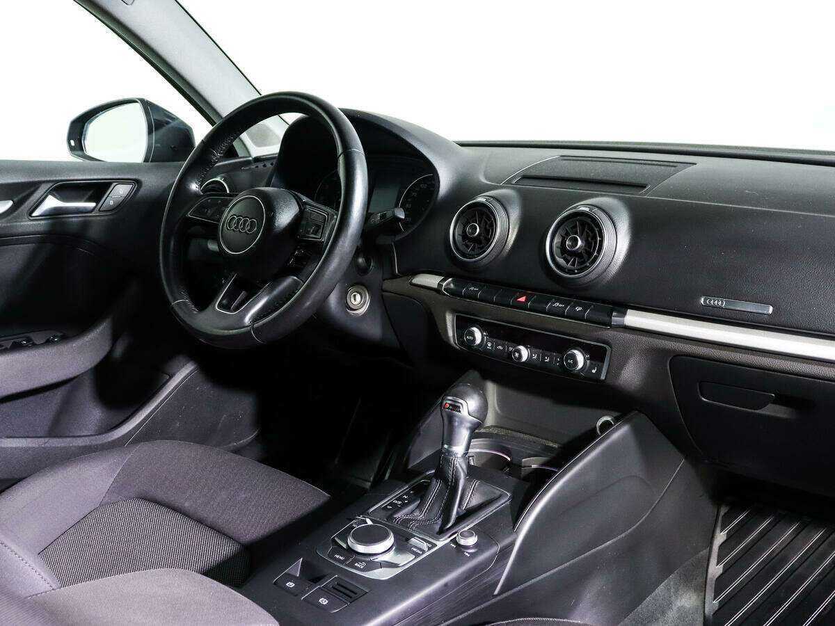 Купить Audi A3 с пробегом. Фото: #8