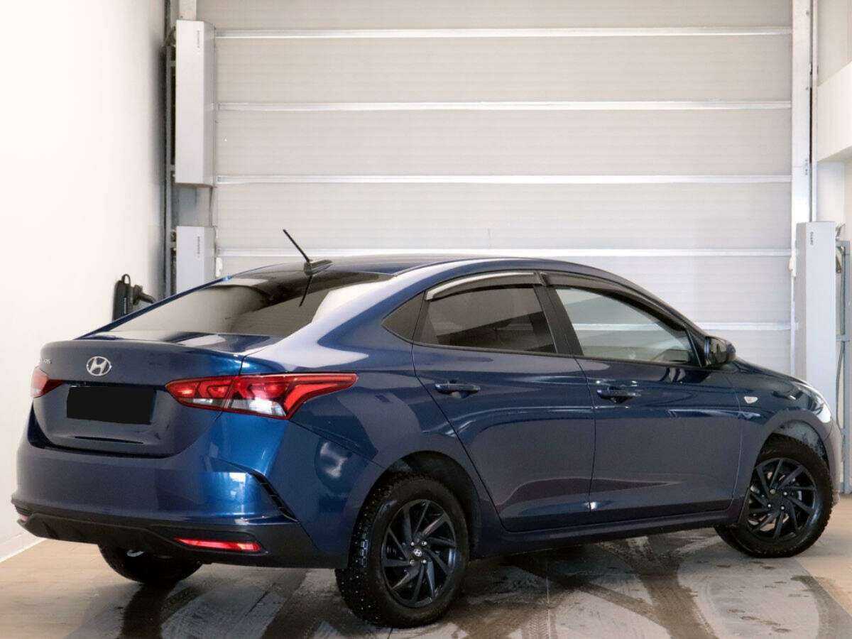 Купить Hyundai Solaris с пробегом. Фото: #3