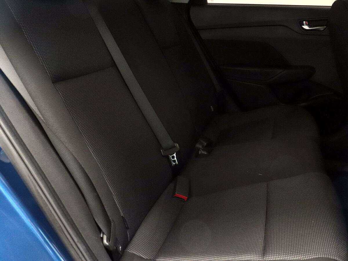 Купить Hyundai Solaris с пробегом. Фото: #7