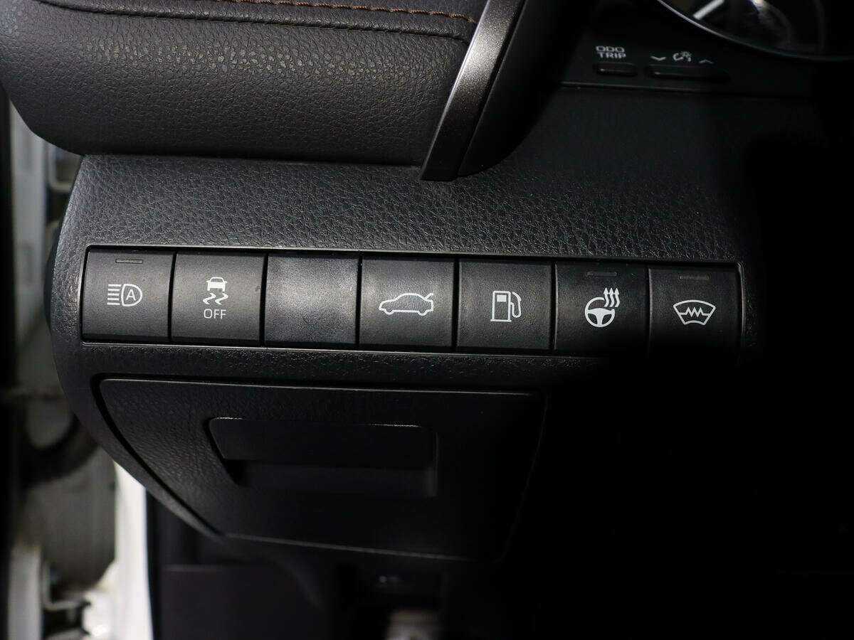 Купить Toyota Camry с пробегом. Фото: #17