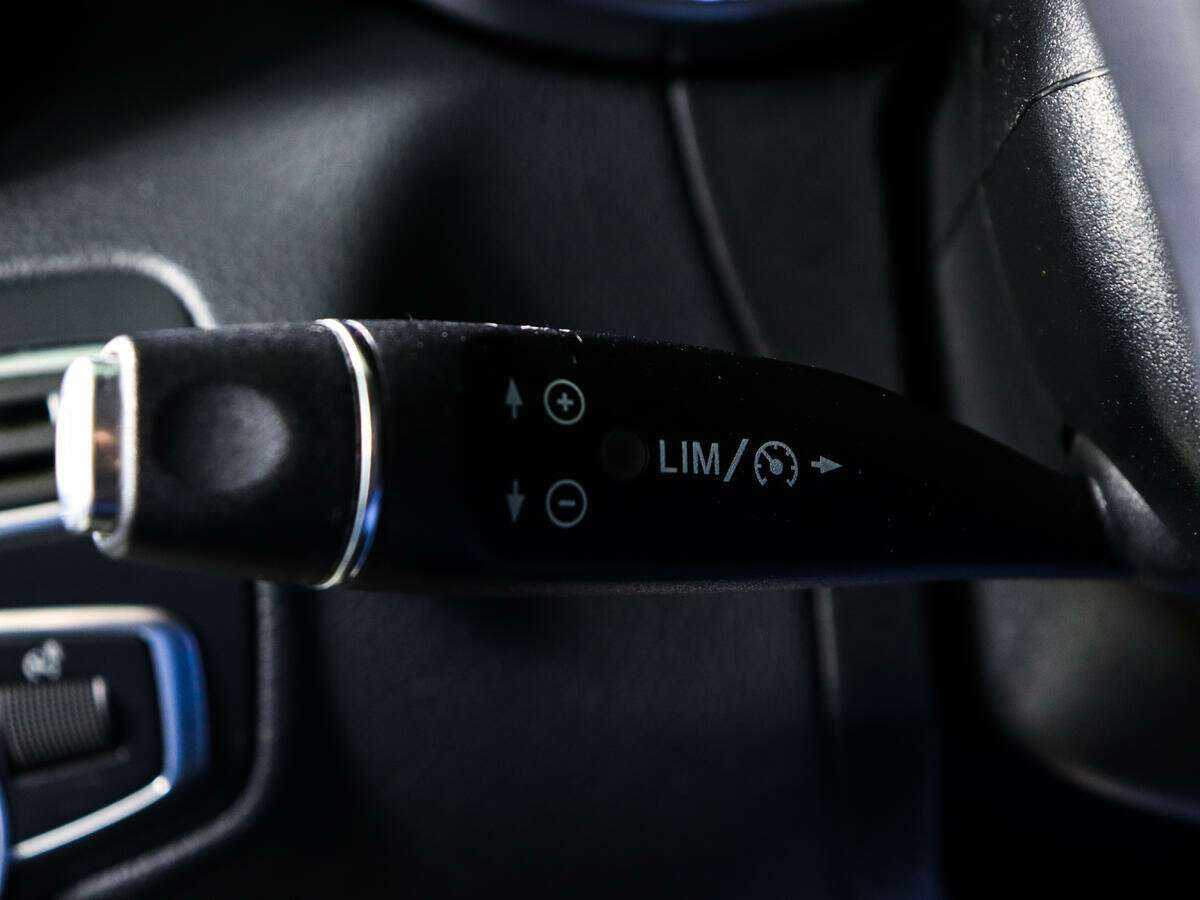 Купить Mercedes-Benz C-Класс с пробегом. Фото: #12