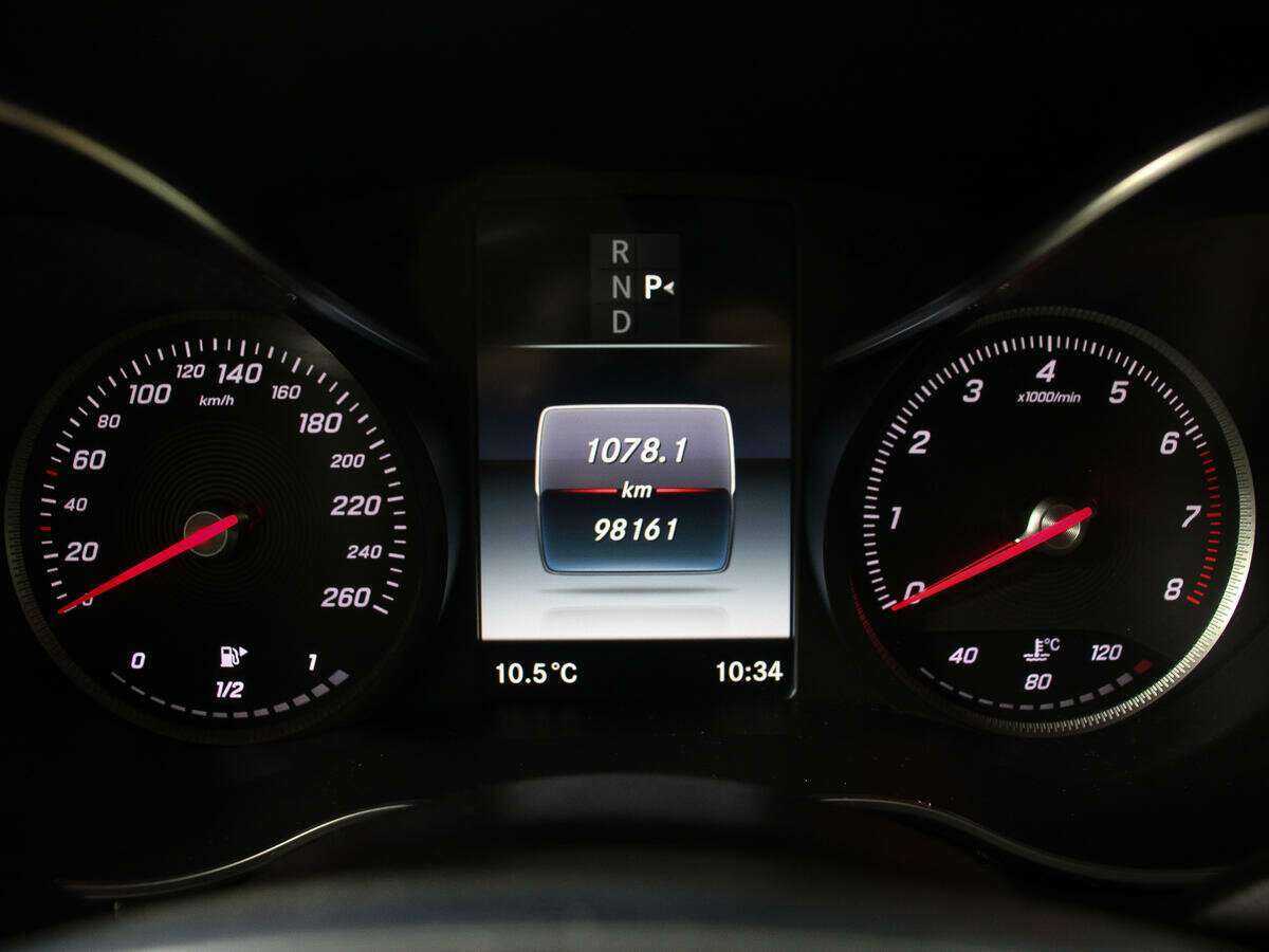 Купить Mercedes-Benz C-Класс с пробегом. Фото: #10