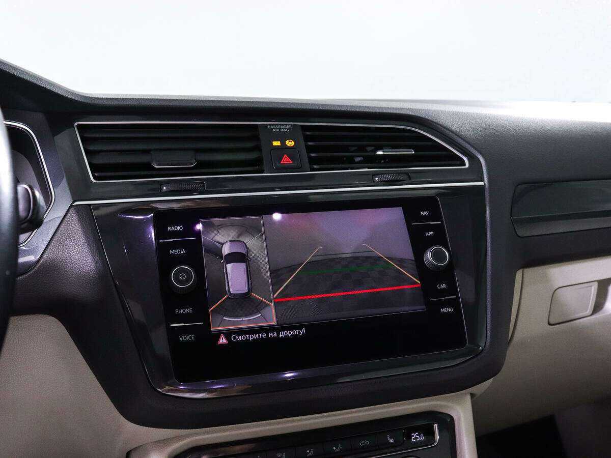 Купить Volkswagen Tiguan с пробегом. Фото: #16