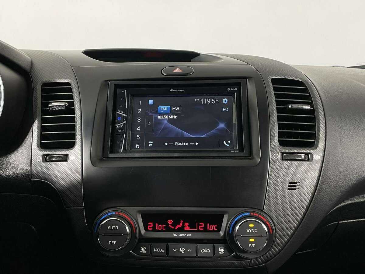 Купить Kia Cerato с пробегом. Фото: #10