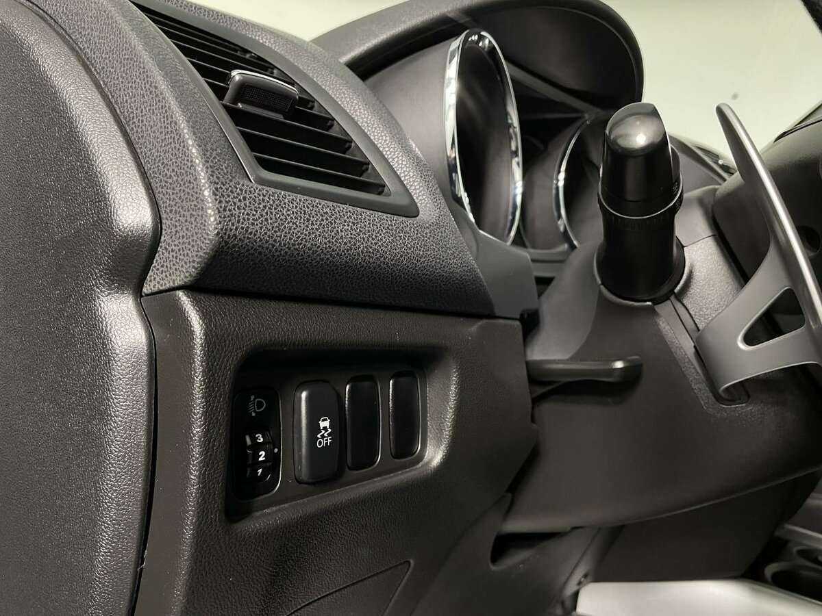 Купить Mitsubishi ASX с пробегом. Фото: #8