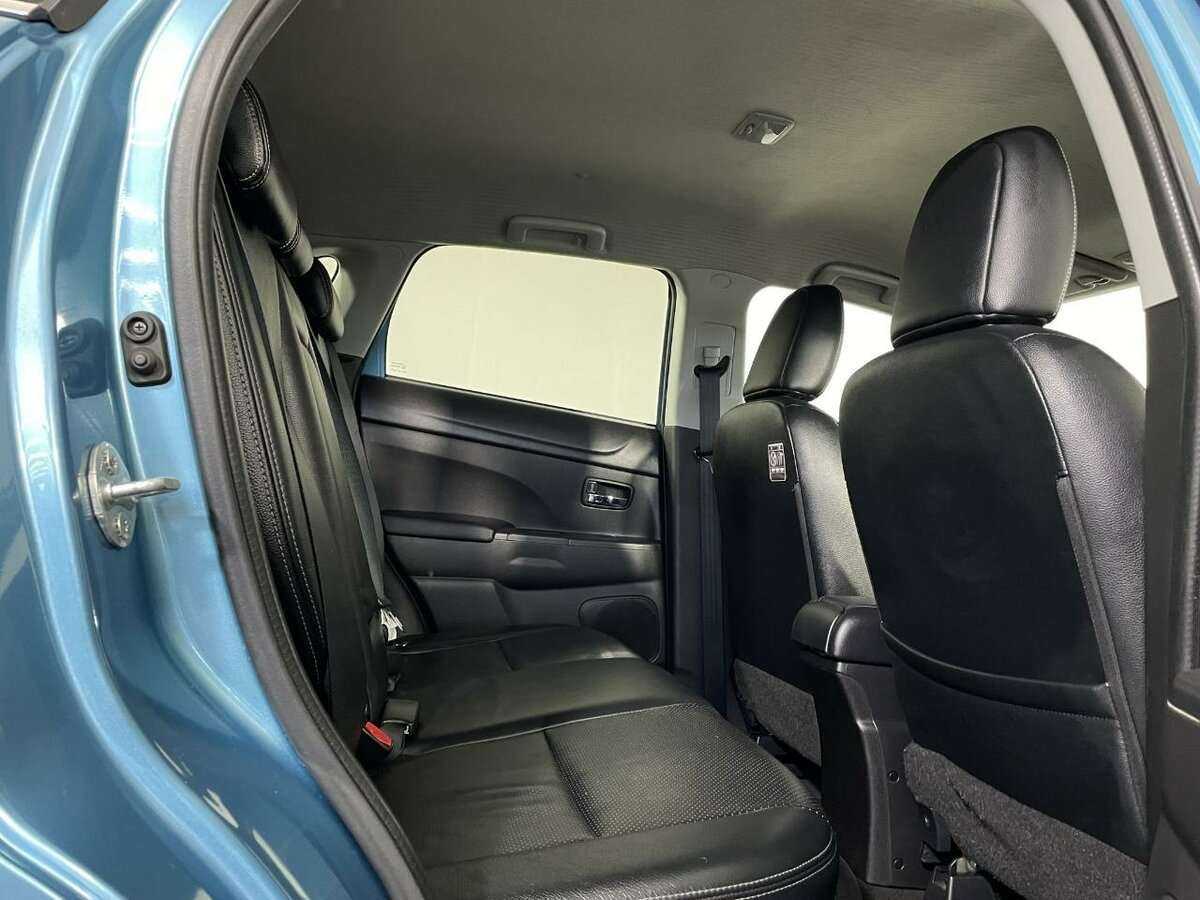 Купить Mitsubishi ASX с пробегом. Фото: #16