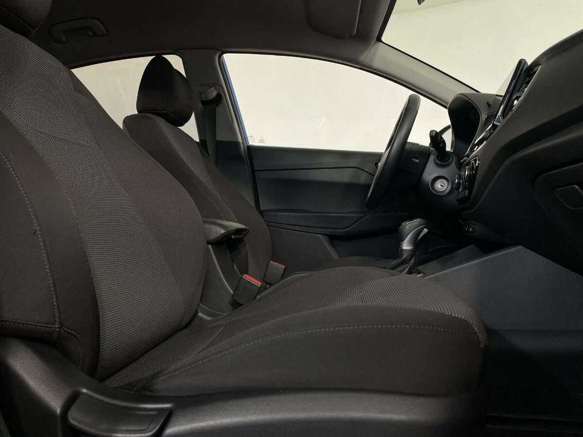 Купить Hyundai Solaris с пробегом. Фото: #11