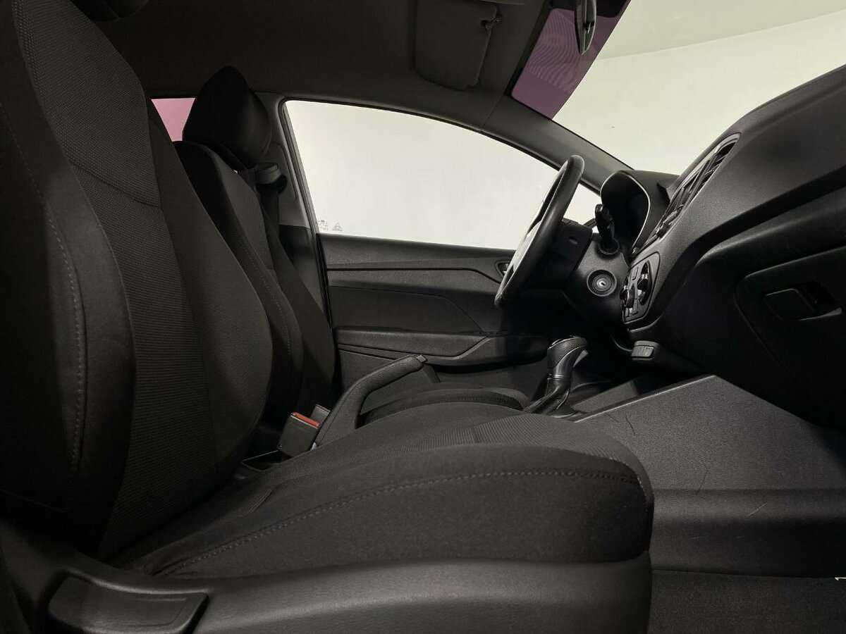 Купить Hyundai Solaris с пробегом. Фото: #13