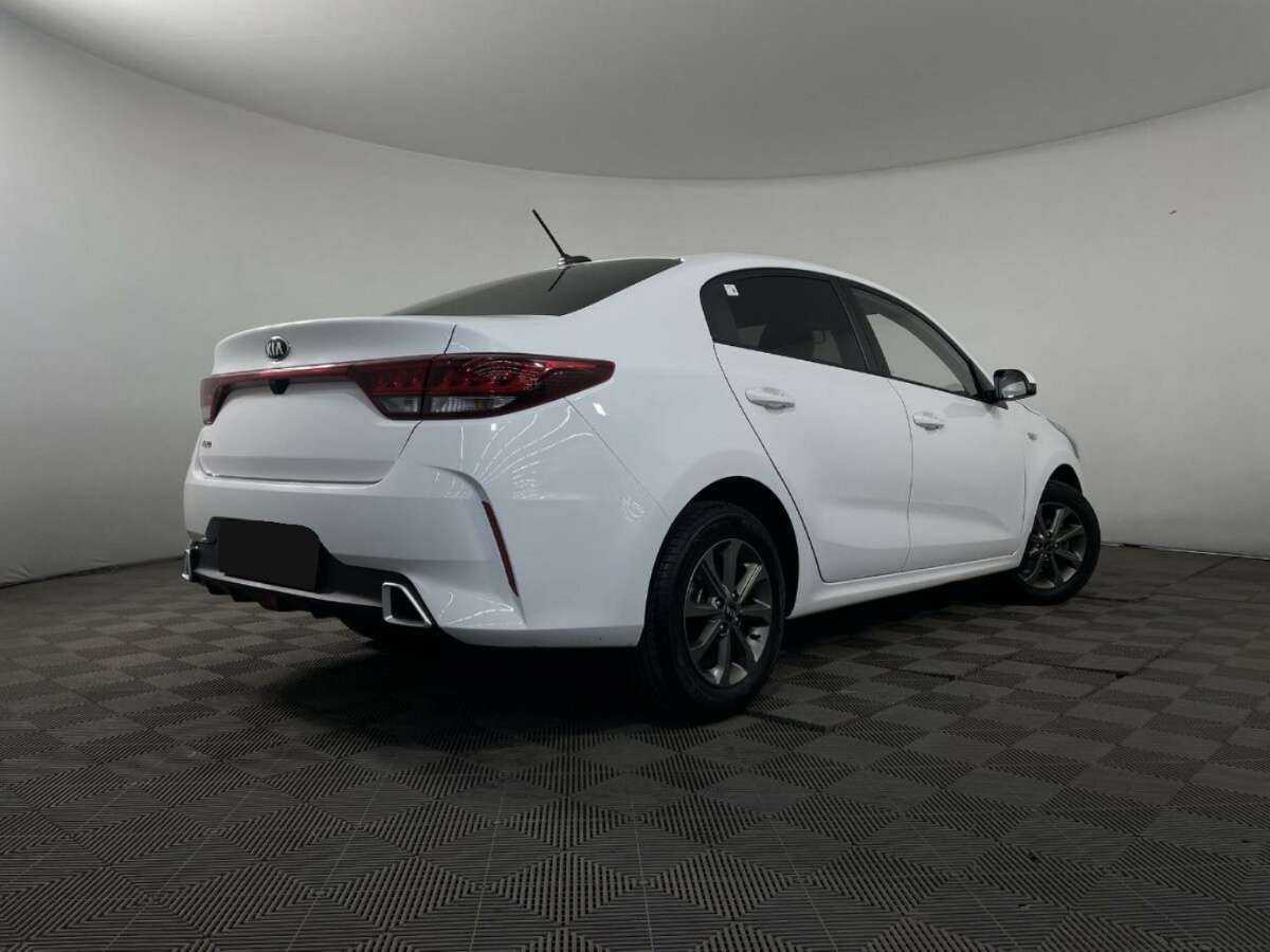 Купить Kia Rio с пробегом. Фото: #5