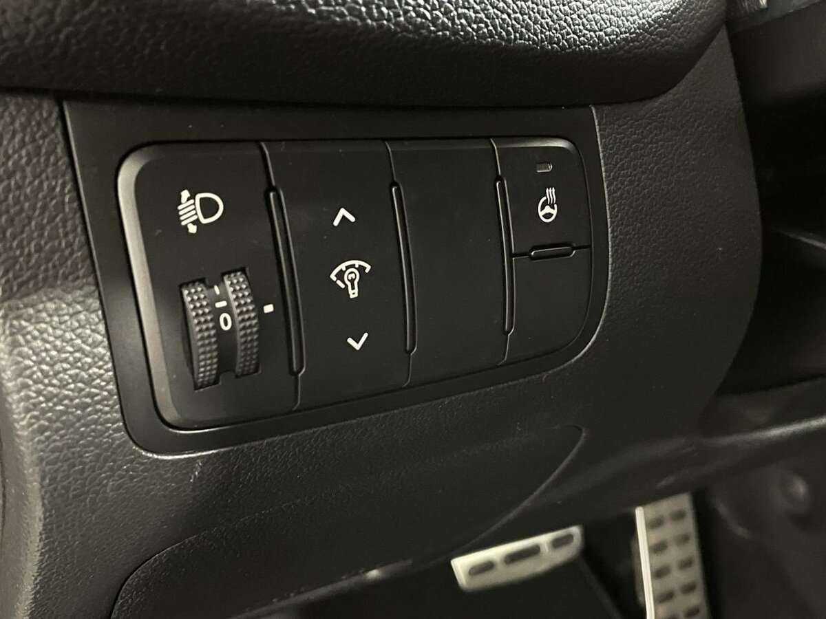 Купить Kia Ceed с пробегом. Фото: #8